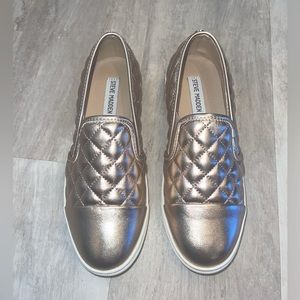Steve Madden NEW Zaander Rose Gold Slip on Shoes Size 8.5